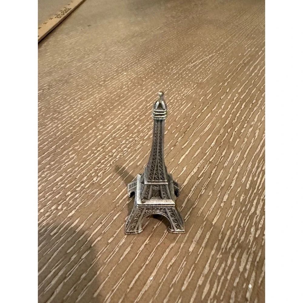 Vintage Silver Tone Eiffel Tower Figurine 3 Inch Paris Souvenir Metal Miniature